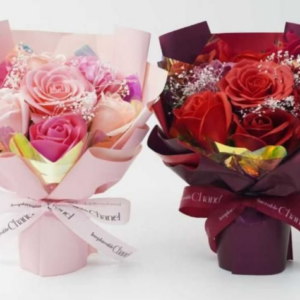 Pudełko prezentowe z akrylową różą