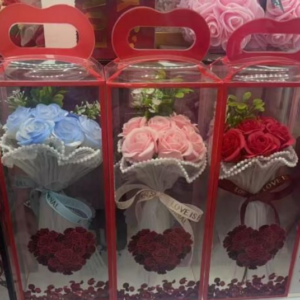 Pudełko prezentowe z różami