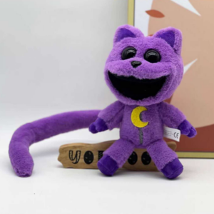 Śpiący kot o dużych oczach