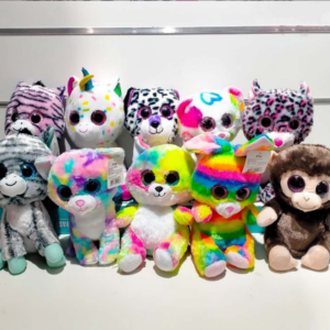 Mieszane zwierzęta o dużych oczach