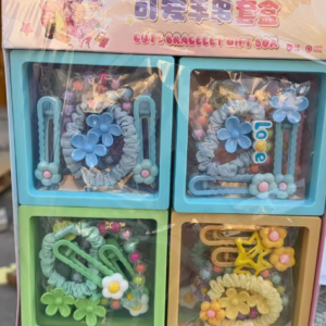 Zestaw ozdób do włosów i bransoletek